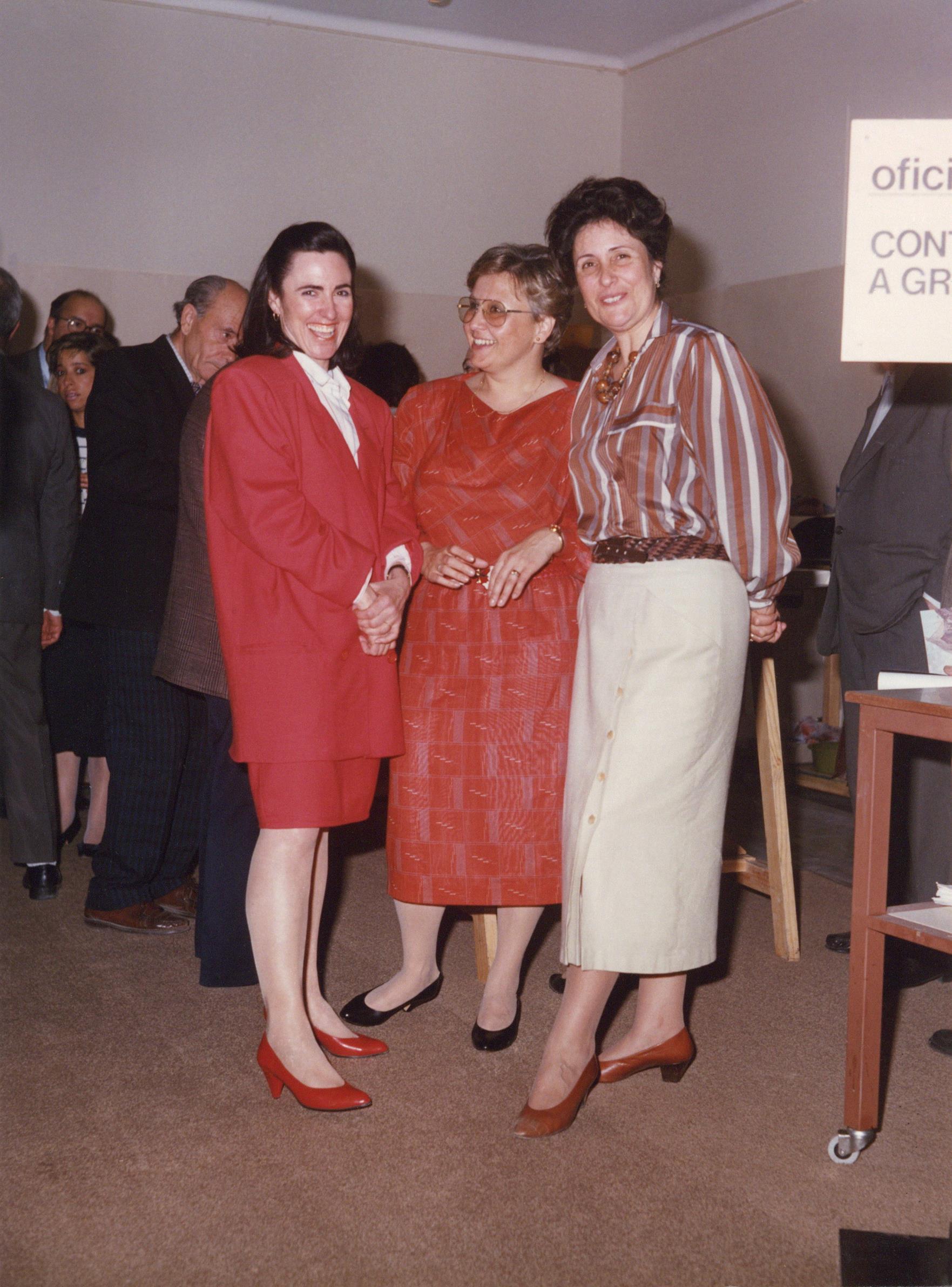 Manuela Fidalgo (ao centro), Maria Helena Soares Costa (à dir.)