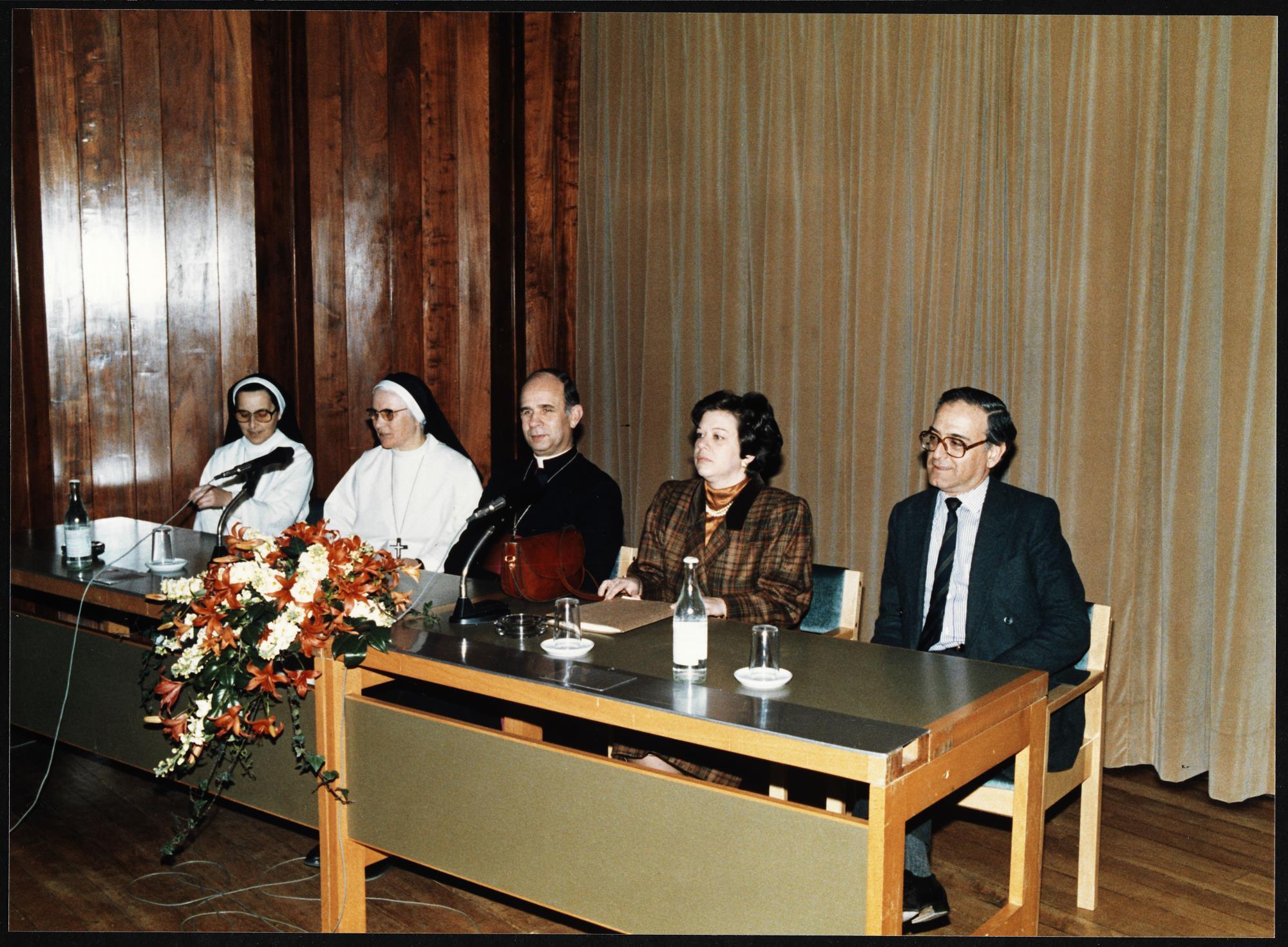 Ciclo de conferências «Comemorações dos 150 Anos do Nascimento de Teresa de Saldanha». Helena Sotto