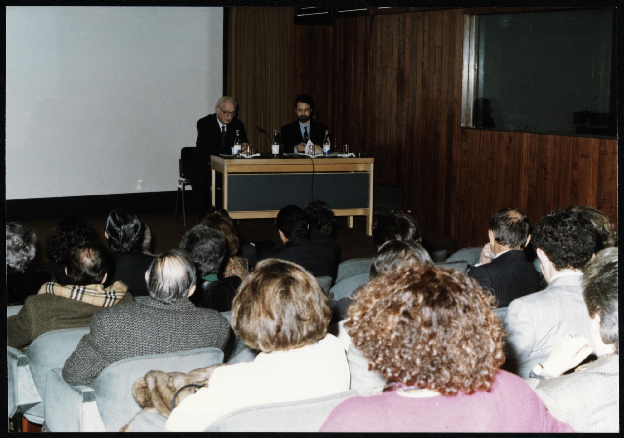 Conferência «El Misterio de una Poética Pictórica. Reflexiones sobre la obra de Antoni Peyrí». Daniel Giralt-Miracle