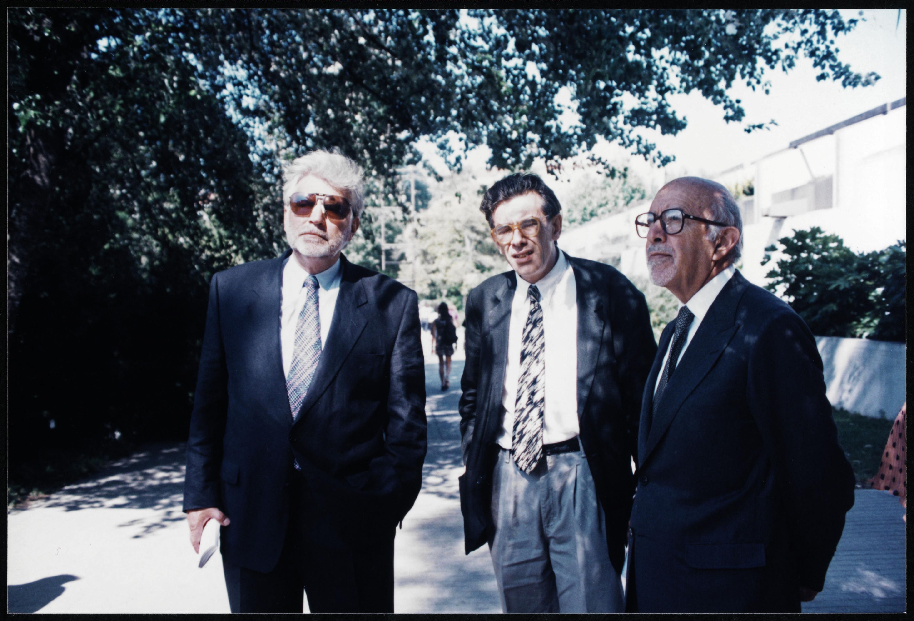 Jorge Molder (ao centro) e Roberto Gulbenkian (à dir.)