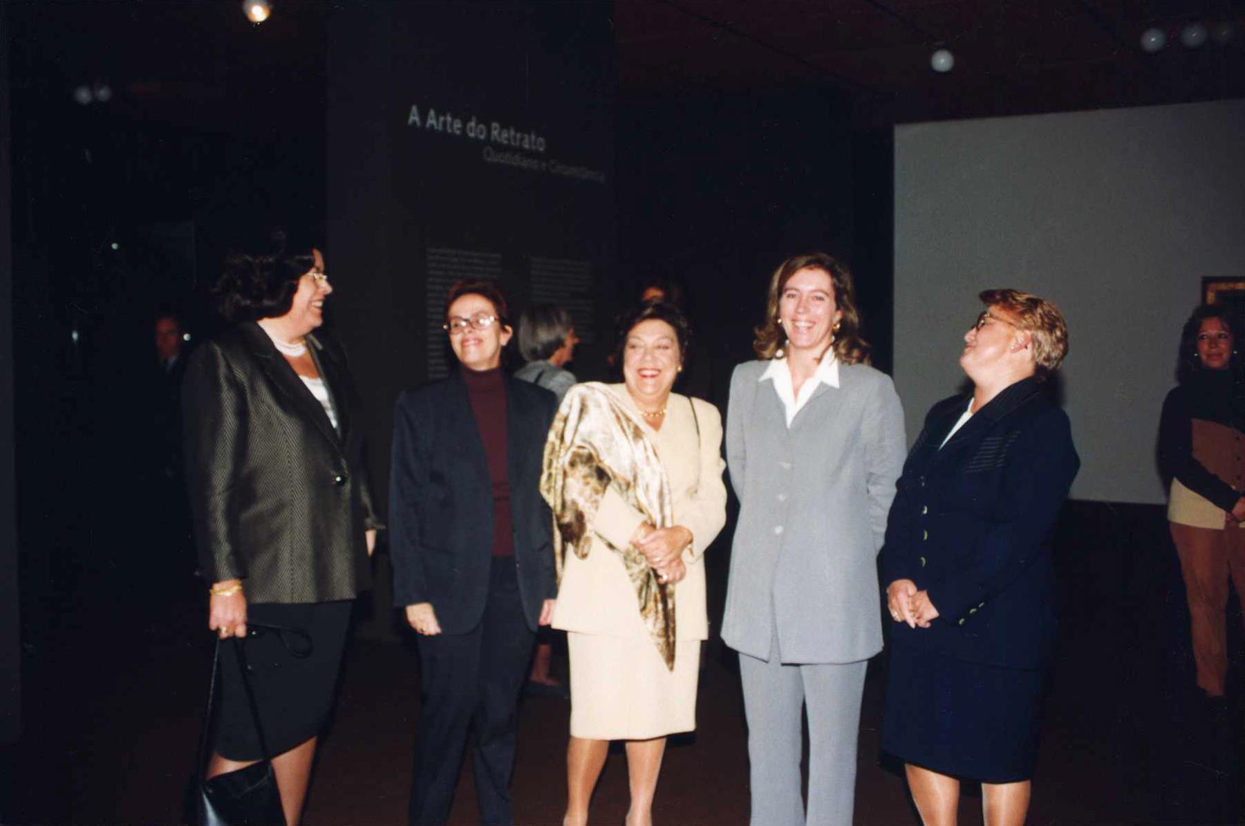 Maria Rosa Figueiredo (ao centro)