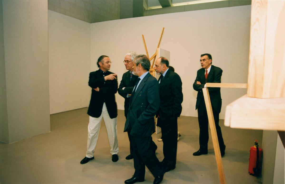 Rui Sanches (à esq.), Emílio Rui Vilar (ao centro, à dir.) e Jorge Molder (à dir.)