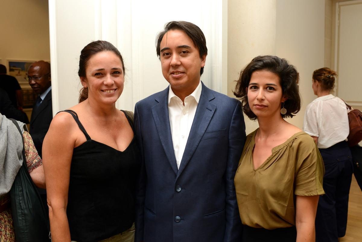 Sérgio Mah (ao centro) e Catarina Botelho (à dir.)