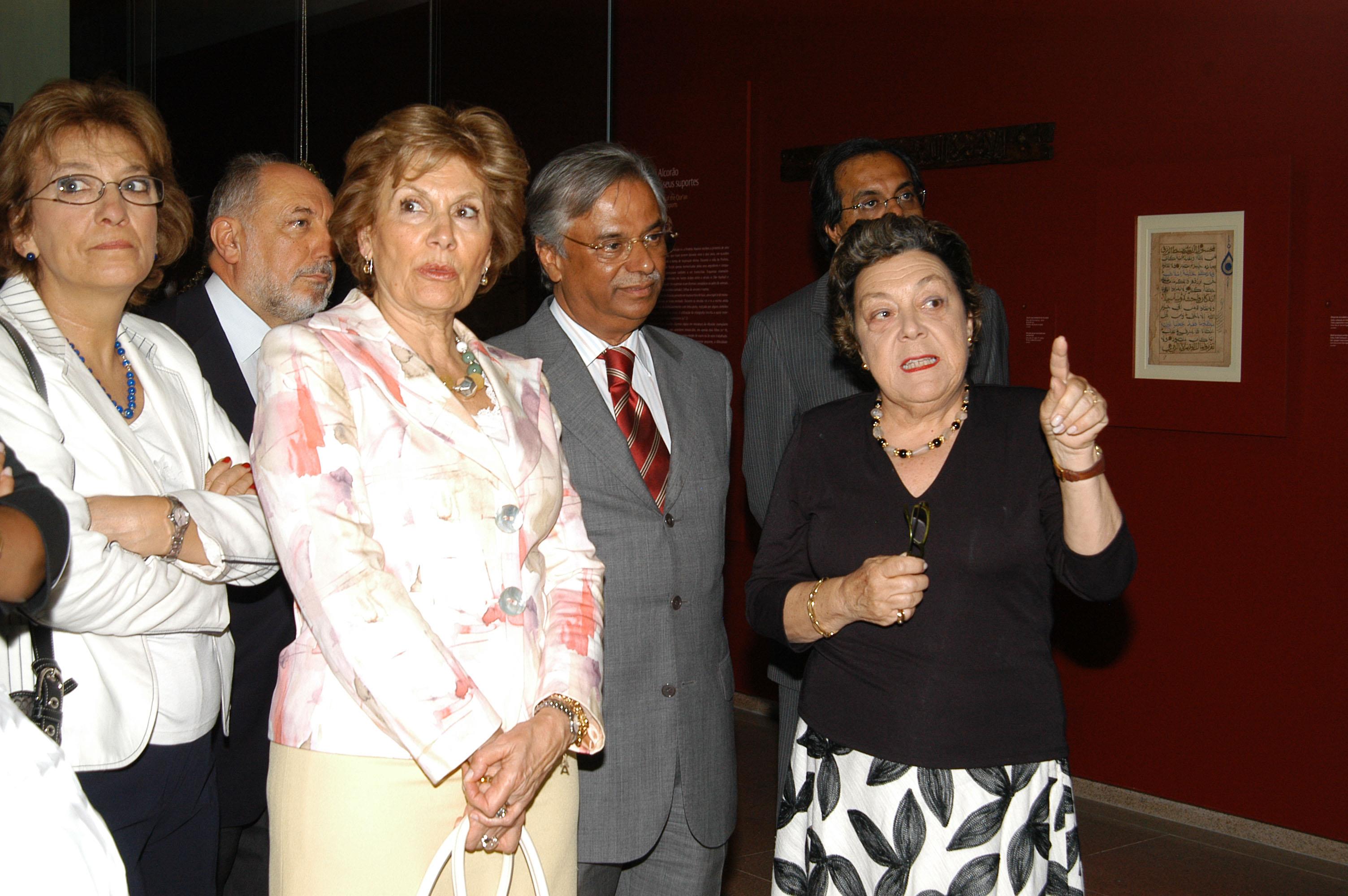 Visita oficial de Maria Cavaco Silva. Maria Cavaco Silva e Maria Fernanda Passos Leite