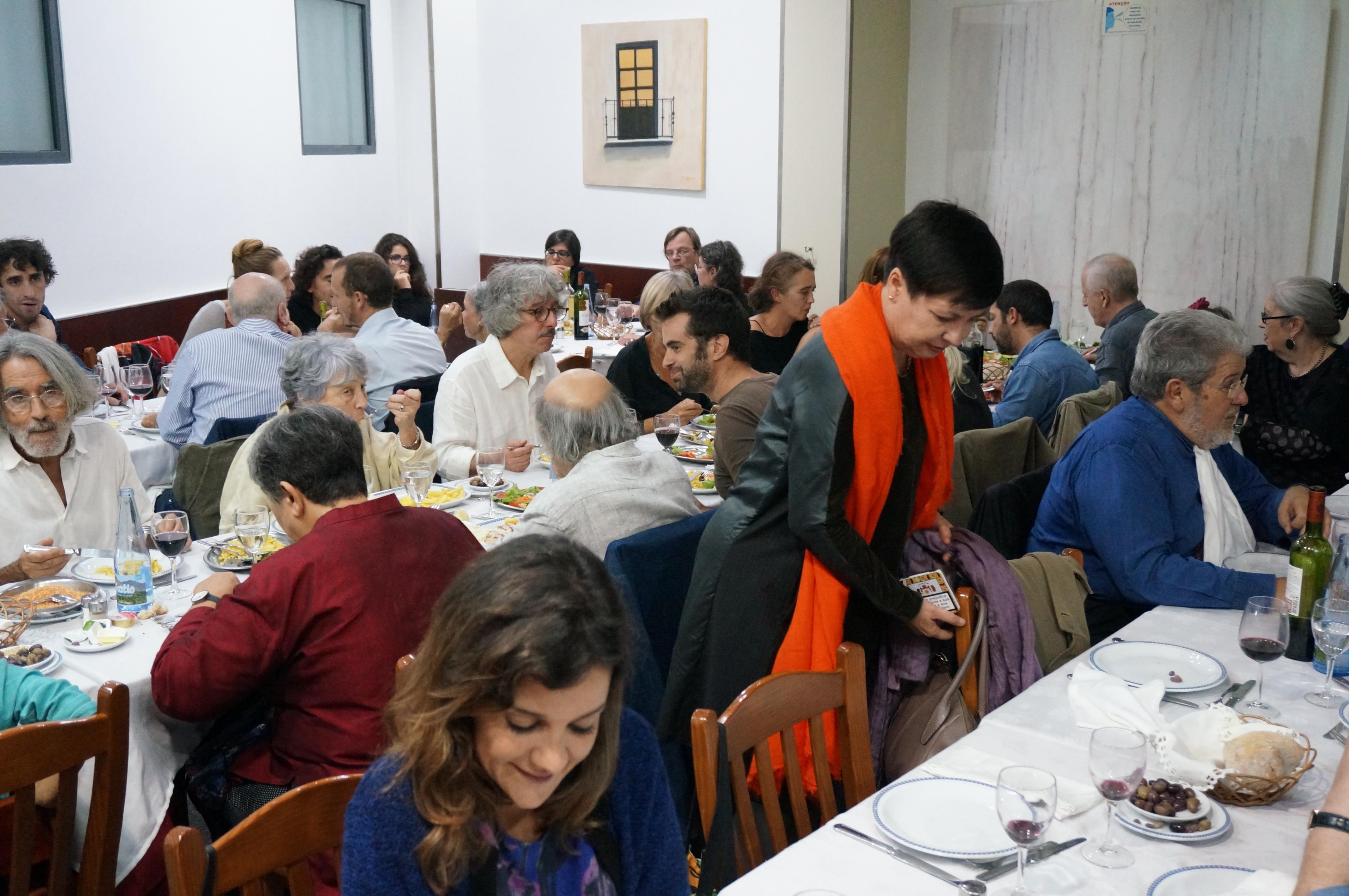 Jantar organizado após a inauguração da exposição e lançamento do catálogo raisonné de António Dacosta no restaurante Valmor, Lisboa