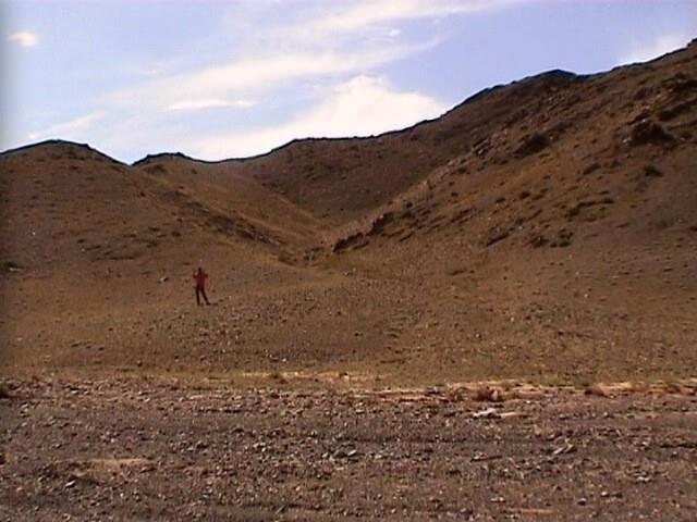 Frame do vídeo de Bruno Pacheco, «Surrendering after Hamish», 2004 (Col. CAM, Inv. IM30)