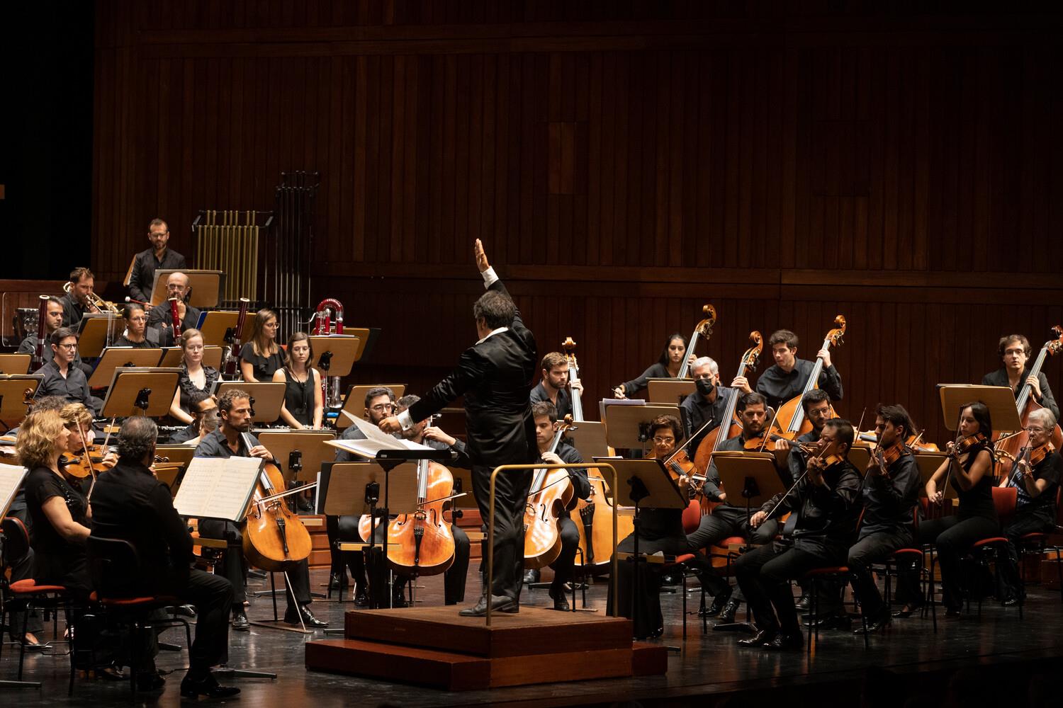 Concerto «Centenário Xenakis. Coro e Orquestra Gulbenkian»