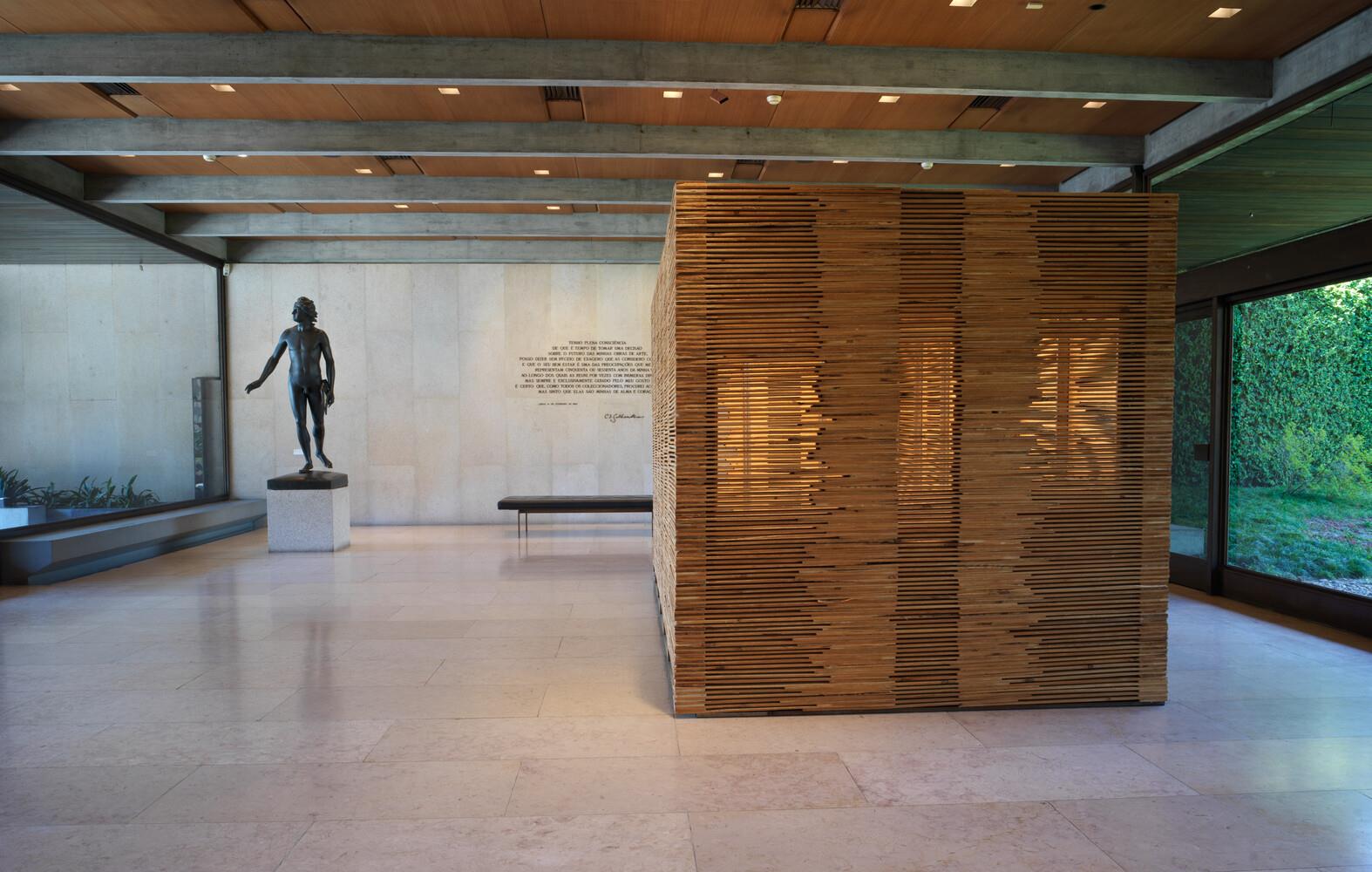 Carlos Nogueira, «Construção para lugar nenhum», 2003 (Col. CAM, Inv. 12E1667)