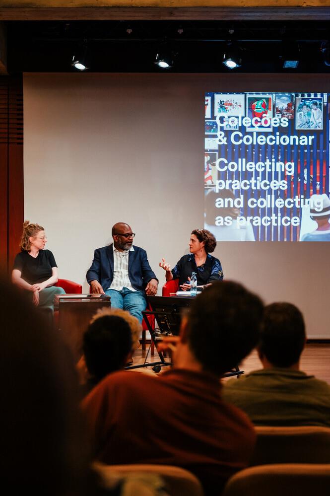 Conferência «Coleções & Colecionar. Novas práticas e práticas artísticas em torno do colecionar». Rose Lejeune, Paul Rucker e Rita Fabiana (da esq. para a dir.)