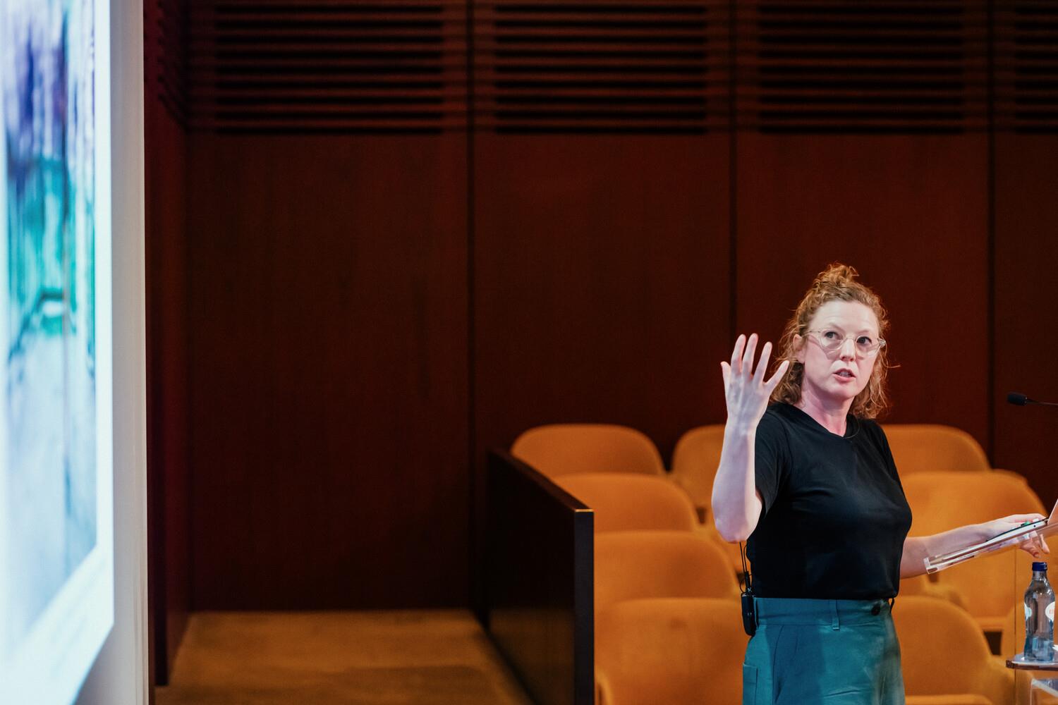 Conferência «Coleções & Colecionar. Novas práticas e práticas artísticas em torno do colecionar». Rose Lejeune