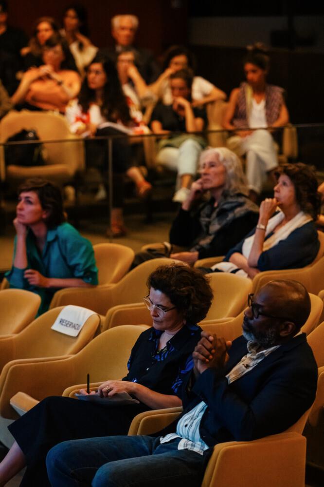 Conferência «Coleções & Colecionar. Novas práticas e práticas artísticas em torno do colecionar»