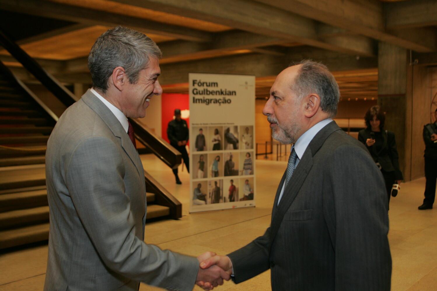Visita do primeiro-ministro à exposição «Amadeo de Souza Cardoso. Diálogo de Vanguardas». José Sócrates e Rui Vilar
