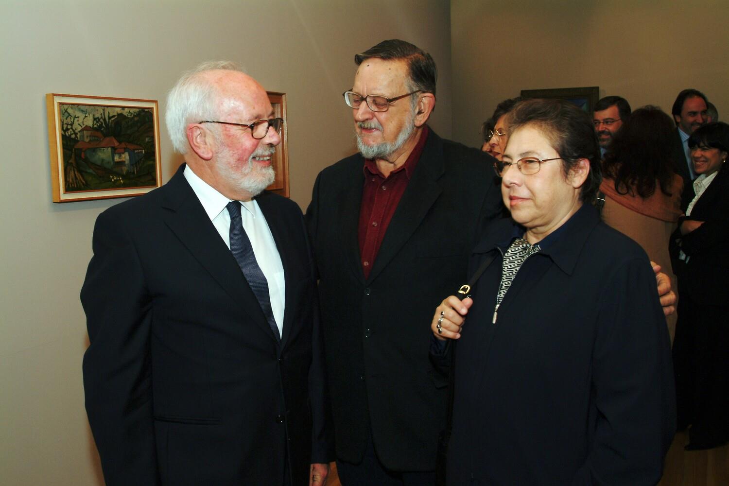 Nuno Teotónio Pereira (ao centro) e Irene Buarque (à dir.)
