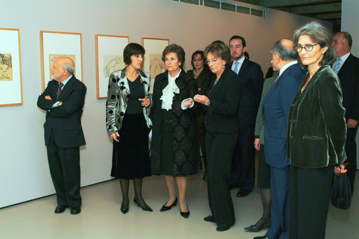 Helena de Freitas e Maria Cavaco Silva (à esq.) e Teresa Gouveia (à dir.)