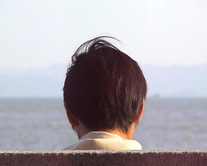 Frames do vídeo de Sebastián Díaz Morales, «Oracle», 2007