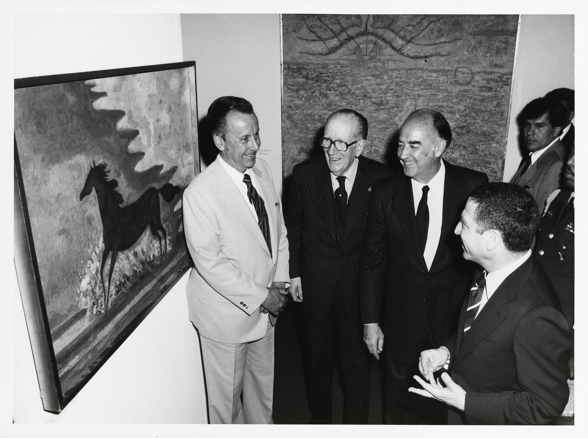 José de Azeredo Perdigão (ao centro) e José López Portillo, presidente do México (à dir.)