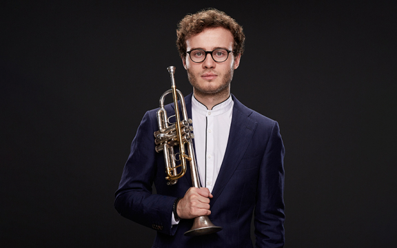 Simon Höfele